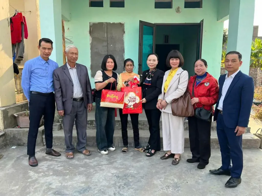 CLB Doanh nhân Họ Nguyễn Hải Dương Lan Tỏa Yêu Thương Trong Chương Trình "Xuân Yêu Thương"