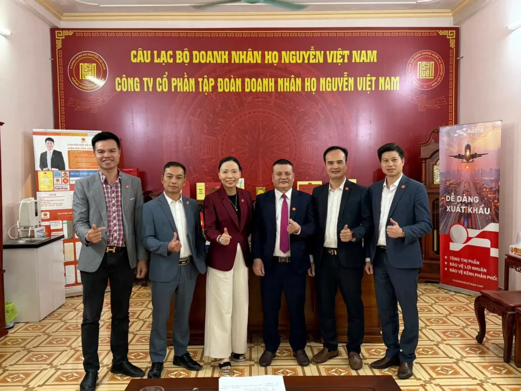 Bà Nguyễn Thị Kim Nhung – Phó Chủ tịch CLB Doanh nhân Họ Nguyễn Hải Dương – chính thức giữ chức vụ Trưởng ban Thiện nguyện CLB Doanh nhân Họ Nguyễn Việt Nam.