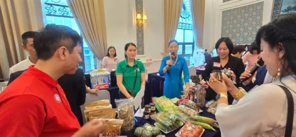 Bà Nguyễn Thị Kim Nhung - Giám đốc công ty Thảo Việt Fast